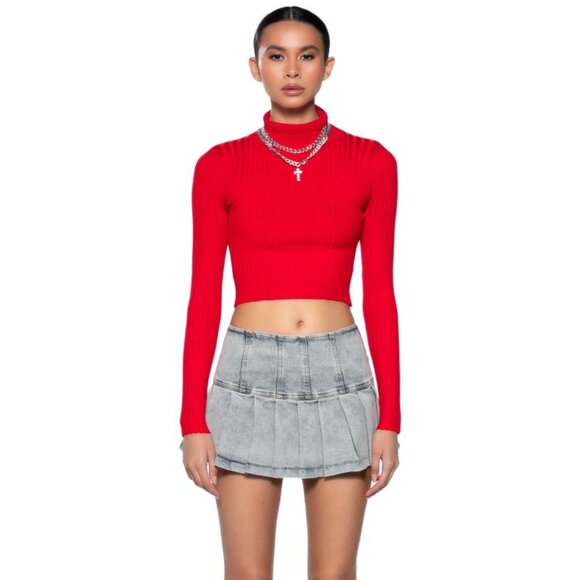 Xena WHITE: Cropped & Textured Long Sleeve Top Small - Picture 2 of 5